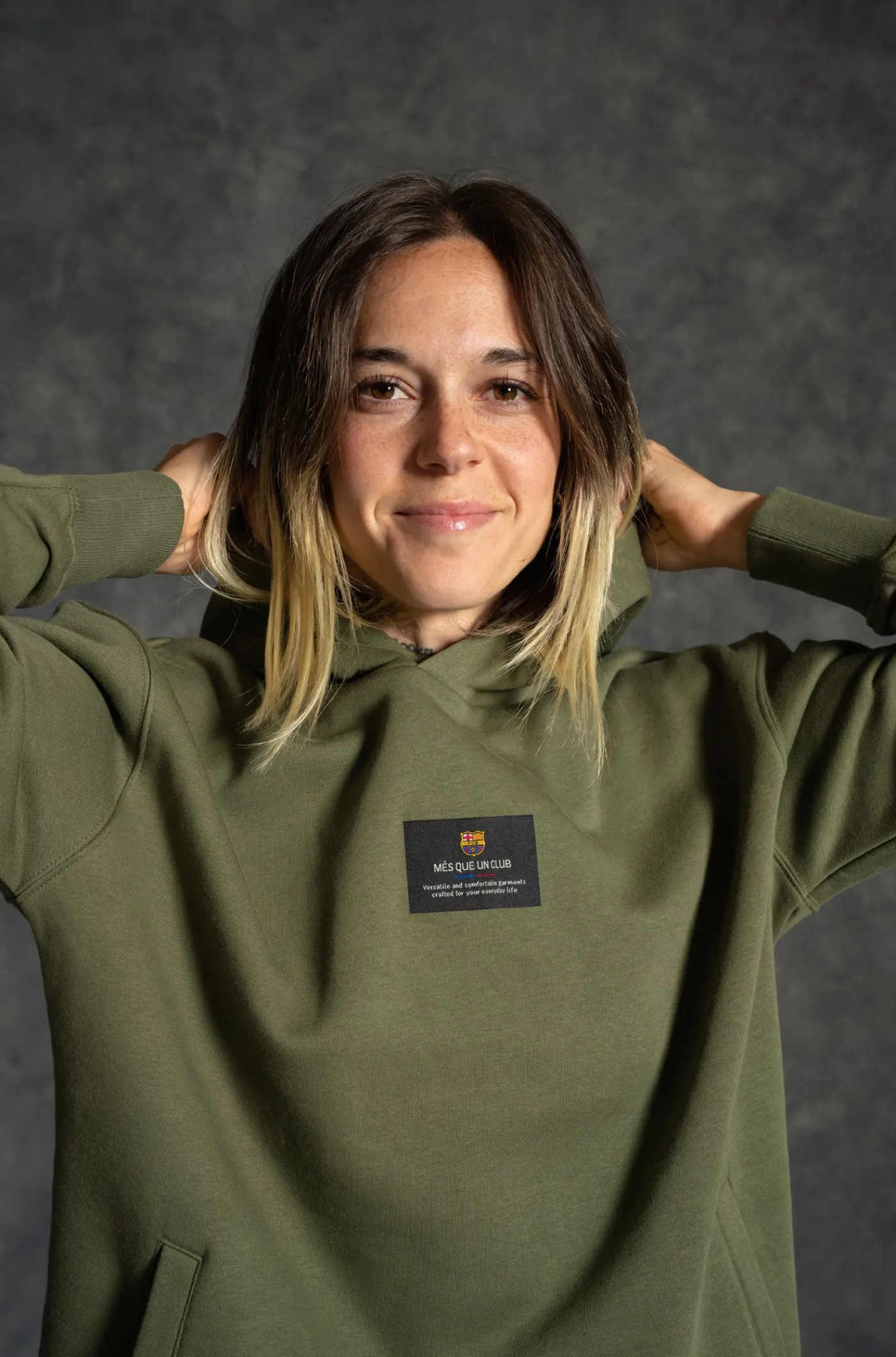 Sale Sudadera con capucha caqui Barça - Mujer Mujer Sudaderas Y Jerséis | Chándals